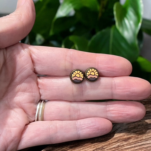 Evening Sunset 8mm Mini Stud Earrings