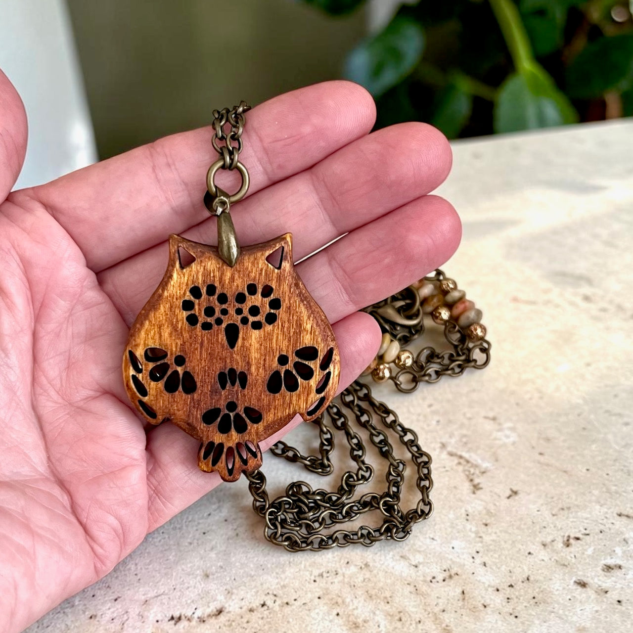 Woodland Owl Agate Stone Necklace