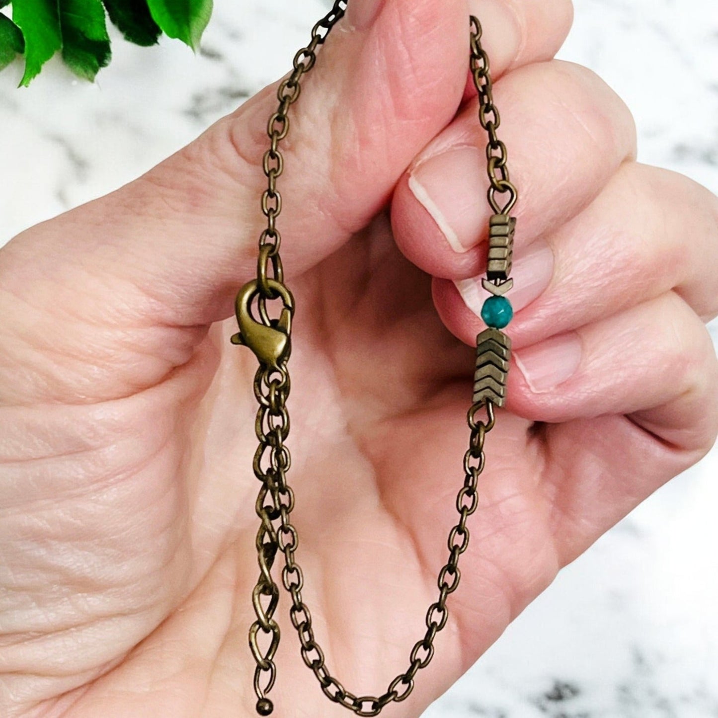 Green Agate Bead Bar Antiqued Brass Chain Bracelet