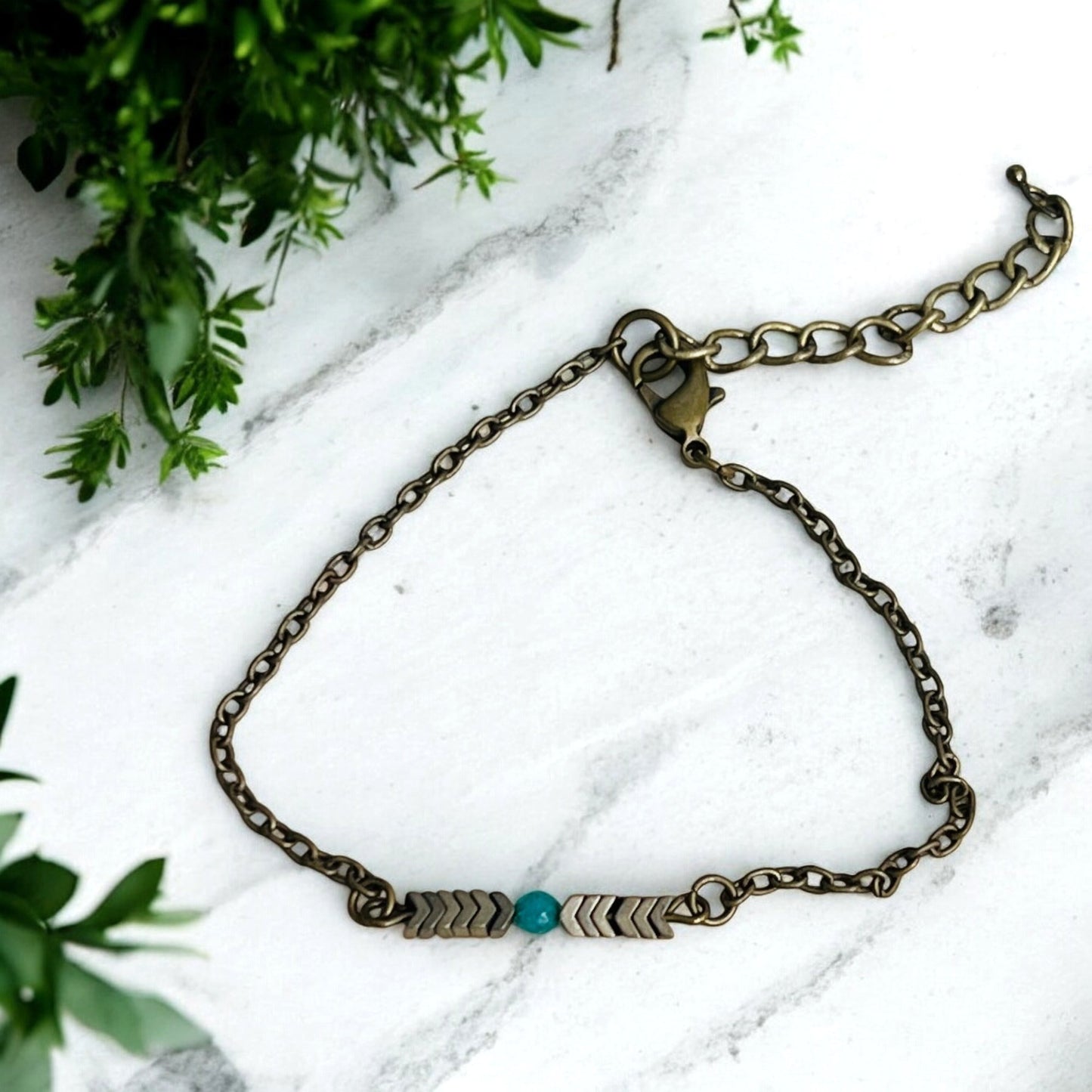 Green Agate Bead Bar Antiqued Brass Chain Bracelet