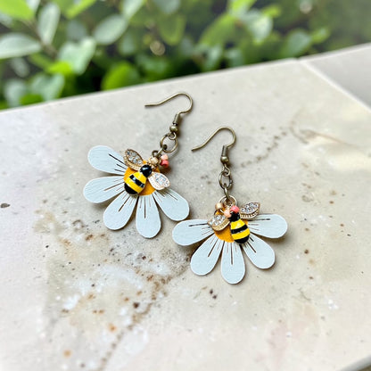 Bumble Bee & Daisy Dangles