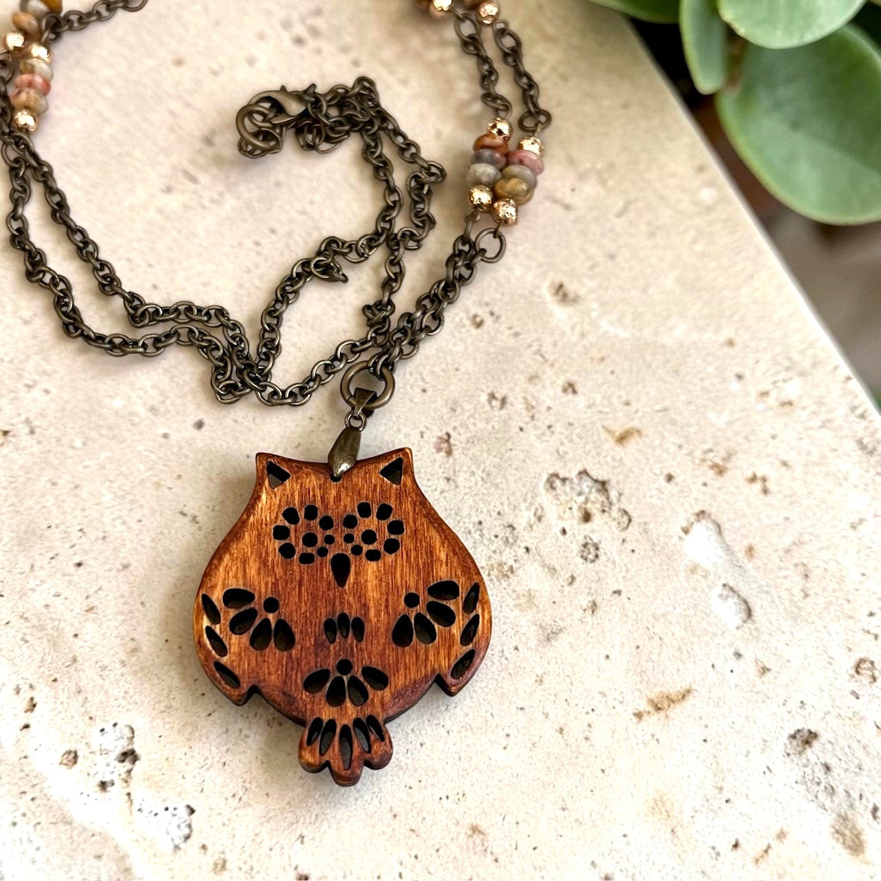 Woodland Owl Agate Stone Necklace